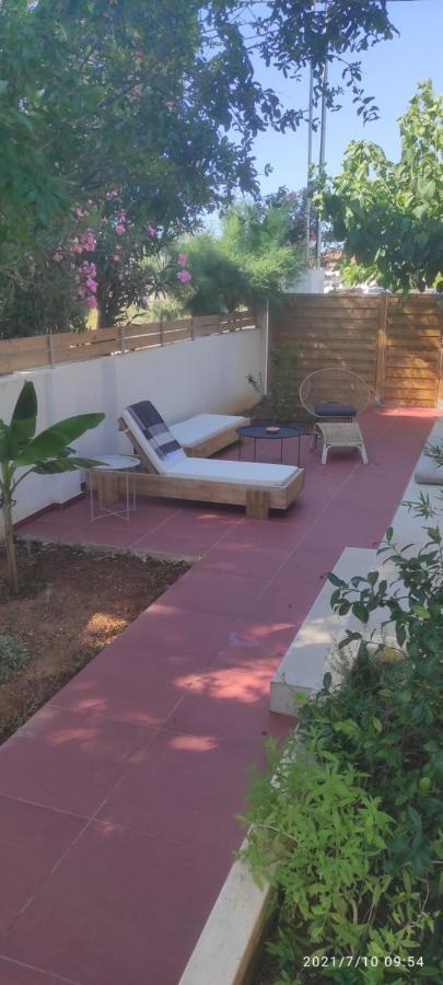 Seaside Jacaranda Apartman Szhiniász Kültér fotó