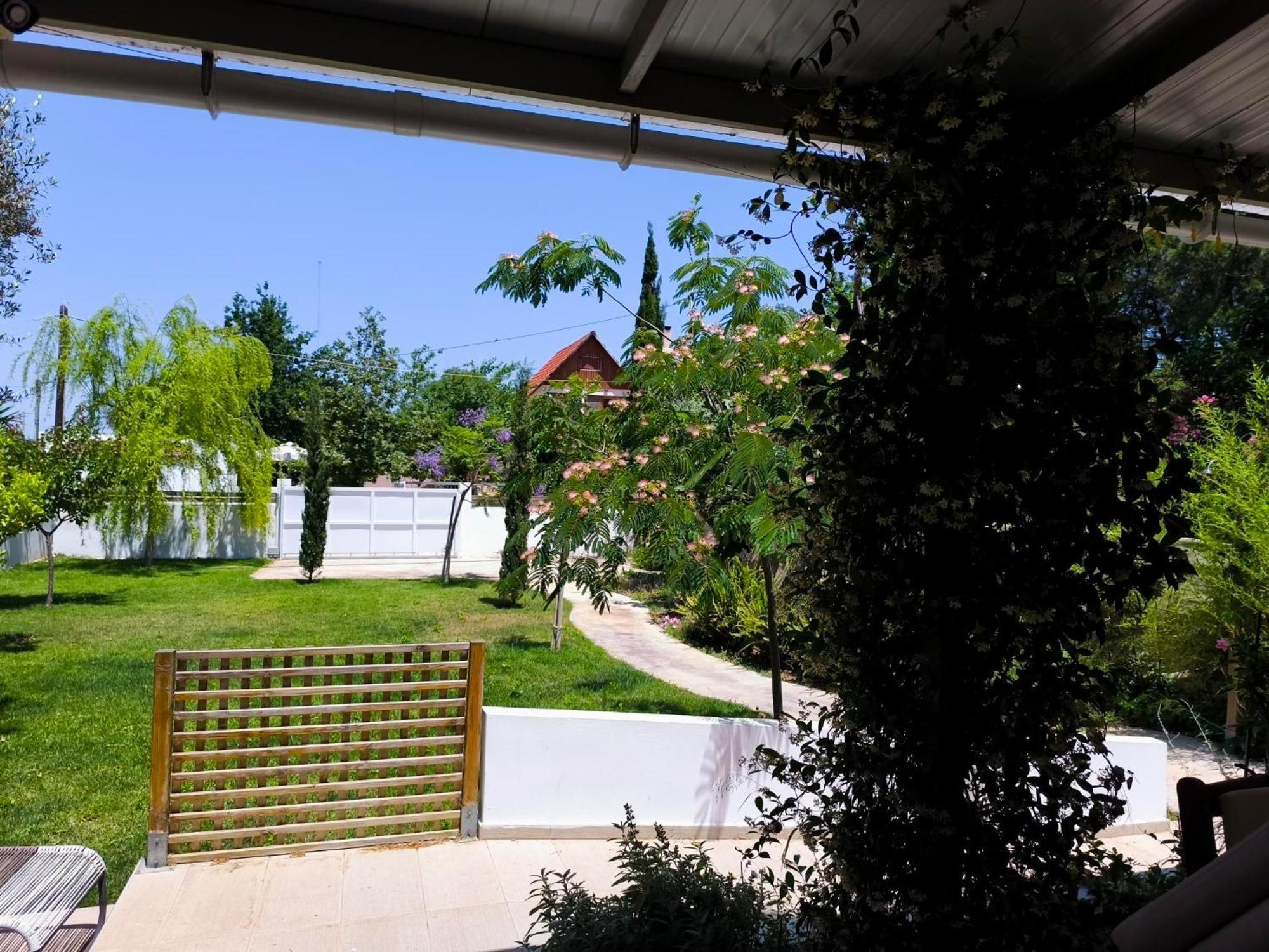 Seaside Jacaranda Apartman Szhiniász Kültér fotó